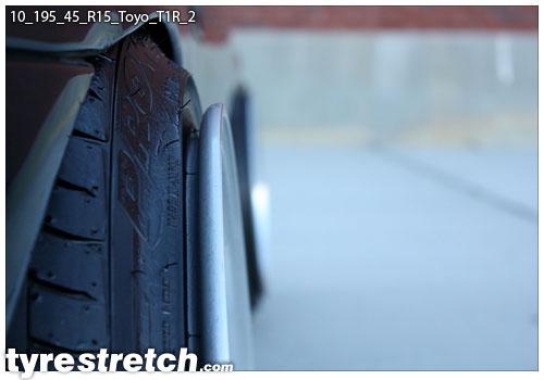 An example of tyre stretch: 195/45 R15 on 10.0J – TOYO