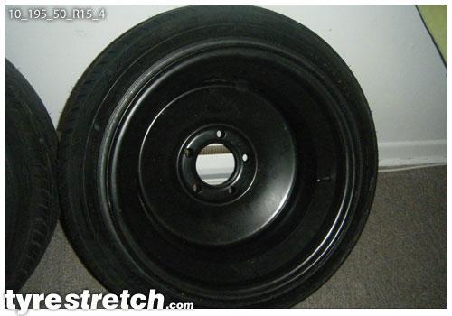 An example of tyre stretch: 195/50 R15 on 10.0J