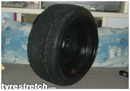 An example of tyre stretch: 195/50 R15 on 10.0J