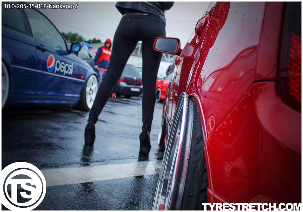 An example of tyre stretch: 205/35 R18 on 10.0J – NANKANG