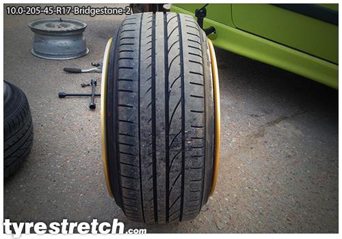 An example of tyre stretch: 205/45 R17 on 10.0J – BRIDGESTONE