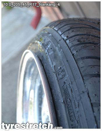 An example of tyre stretch: 205/45 R17 on 10.0J – NANKANG