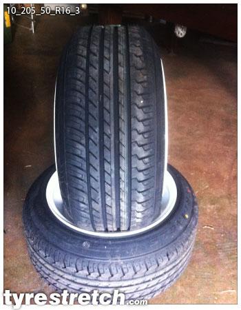 An example of tyre stretch: 205/50 R16 on 10.0J