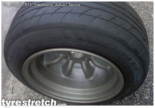 An example of tyre stretch: 205/60 R15 on 10.0J – YOKOHAMA