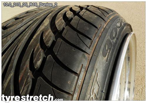 An example of tyre stretch: 215/35 R16 on 10.0J – DUNLOP