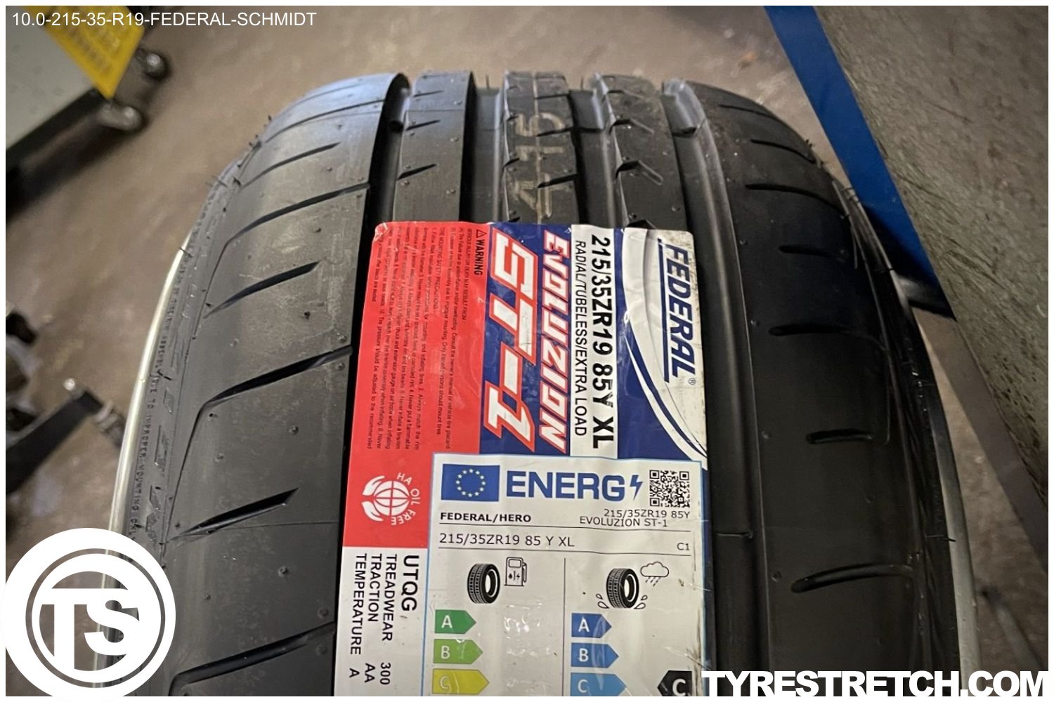 An example of tyre stretch: 215/35 R19 on 10.0J – FEDERAL (SCHMIDT)