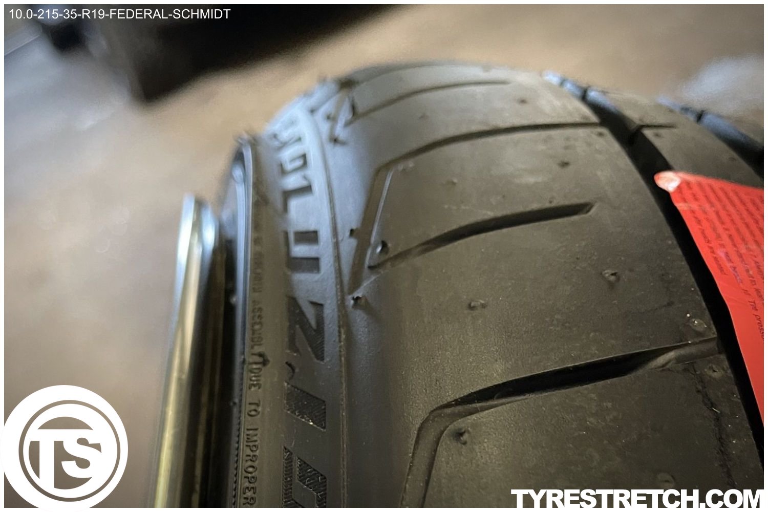An example of tyre stretch: 215/35 R19 on 10.0J – FEDERAL (SCHMIDT)
