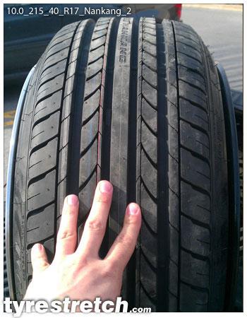 An example of tyre stretch: 215/40 R17 on 10.0J – NANKANG