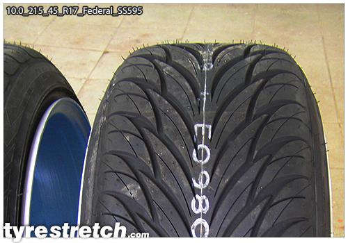 An example of tyre stretch: 215/45 R17 on 10.0J – FEDERAL