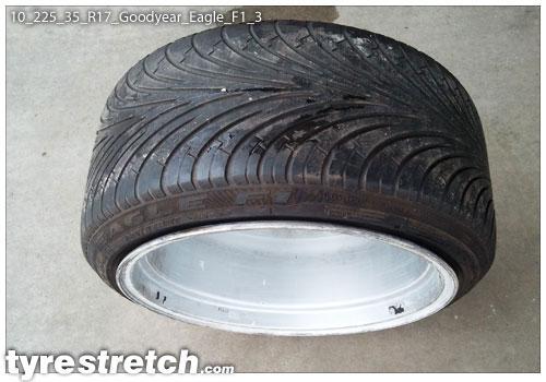 An example of tyre stretch: 225/35 R17 on 10.0J – GOODYEAR
