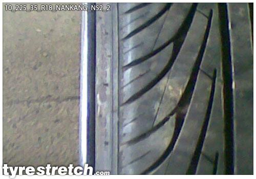 An example of tyre stretch: 225/35 R18 on 10.0J – NANKANG