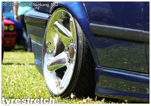 An example of tyre stretch: 225/35 R18 on 10.0J – NANKANG