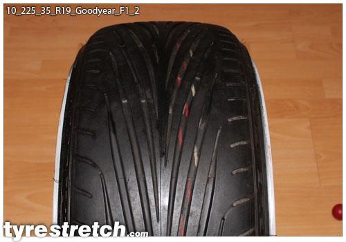 An example of tyre stretch: 225/35 R19 on 10.0J – GOODYEAR