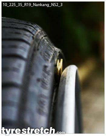 An example of tyre stretch: 225/35 R19 on 10.0J – NANKANG