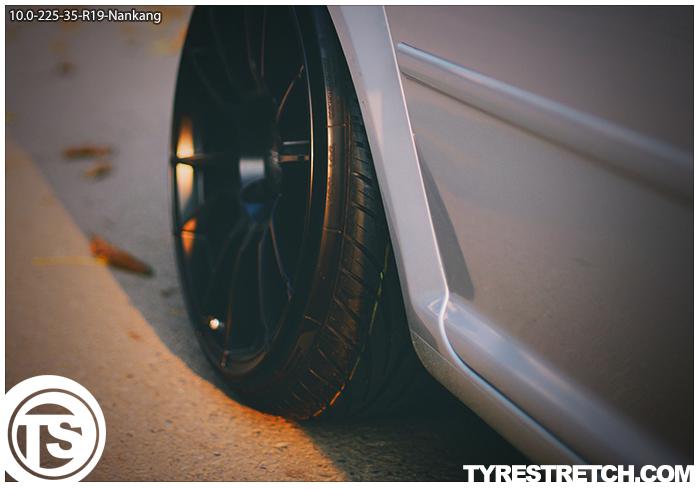 An example of tyre stretch: 225/35 R19 on 10.0J – NANKANG