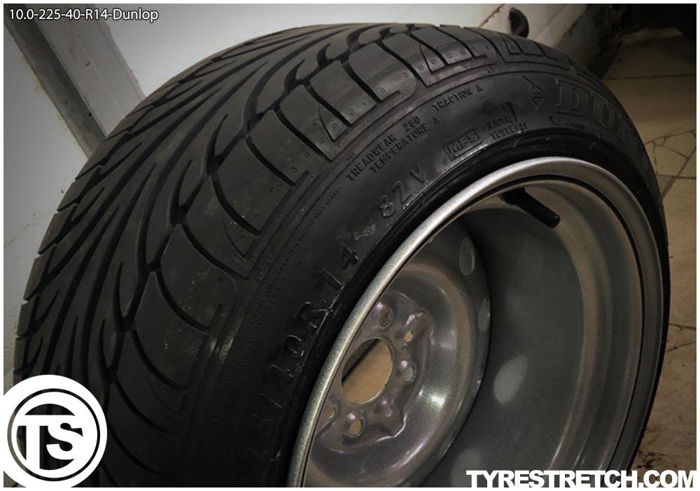 An example of tyre stretch: 225/40 R14 on 10.0J – DUNLOP