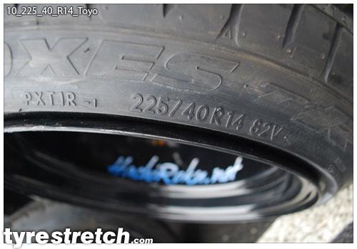 An example of tyre stretch: 225/40 R14 on 10.0J – TOYO