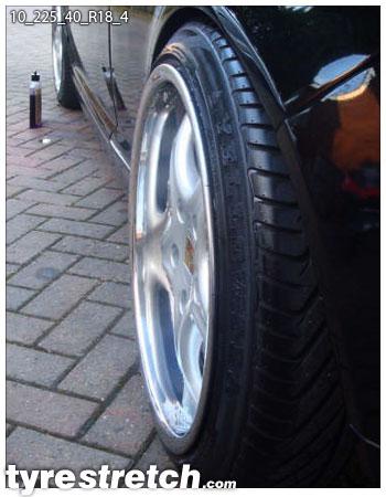225/40 R18 on 10.0J