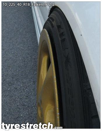 An example of tyre stretch: 225/40 R18 on 10.0J – FALKEN