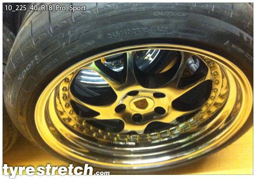 An example of tyre stretch: 225/40 R18 on 10.0J