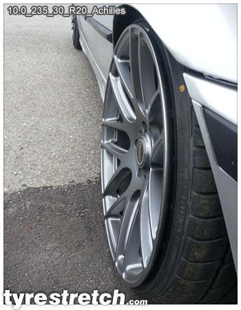 An example of tyre stretch: 235/30 R20 on 10.0J – ACHILLES