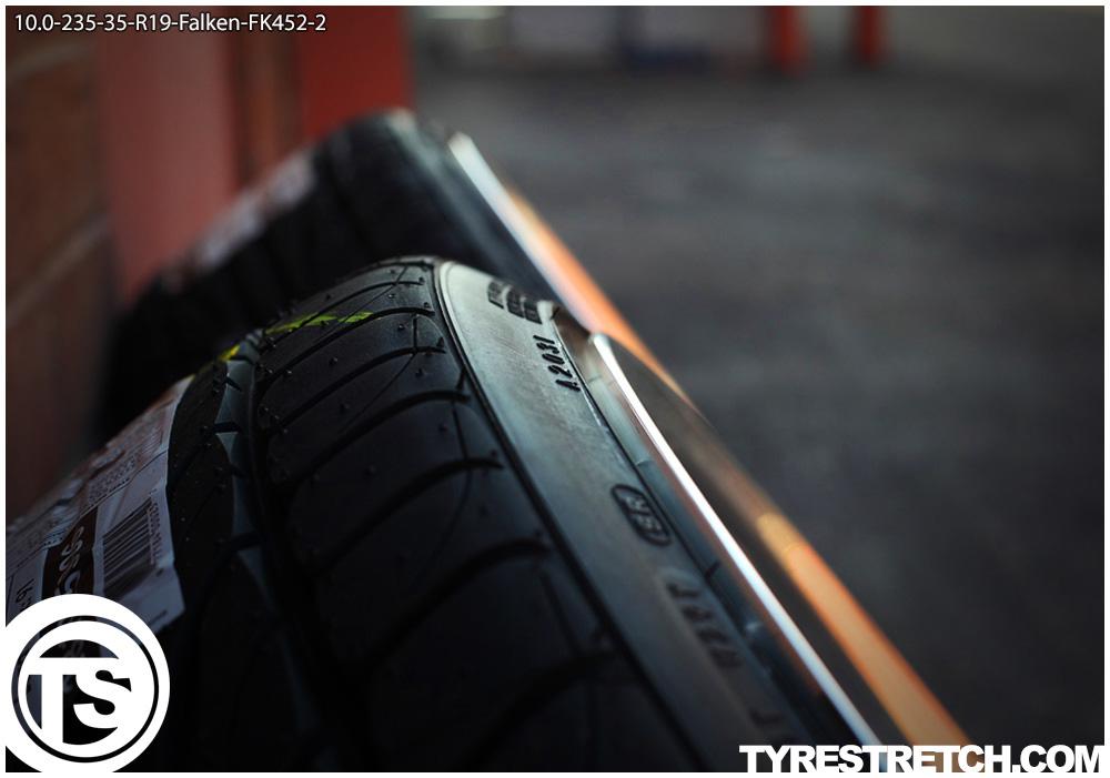 An example of tyre stretch: 235/35 R19 on 10.0J – FALKEN