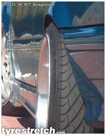 An example of tyre stretch: 235/40 R17 on 10.0J – BRIDGESTONE