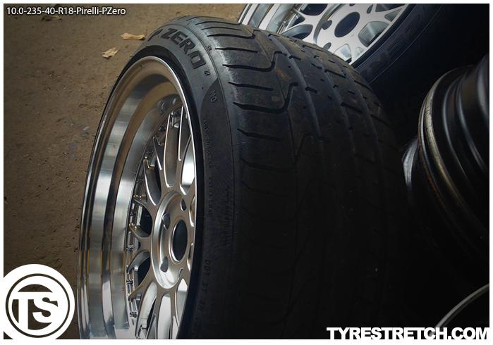 10.0-235-40-R18-Pirelli-PZero