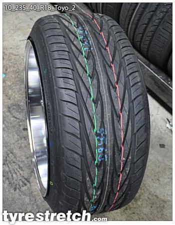 An example of tyre stretch: 235/40 R18 on 10.0J – TOYO