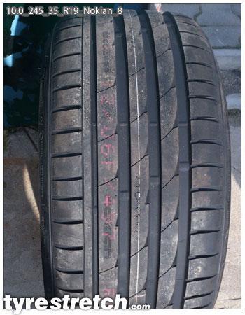 An example of tyre stretch: 245/35 R19 on 10.0J – NOKIAN