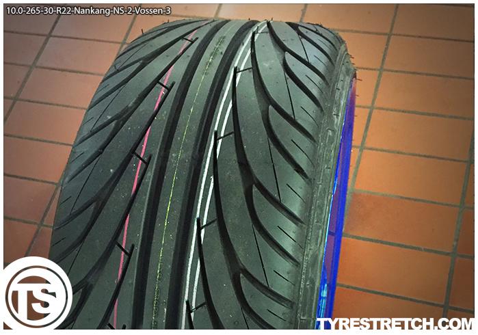 An example of tyre stretch: 265/30 R22 on 10.0J – NANKANG (VOSSEN)
