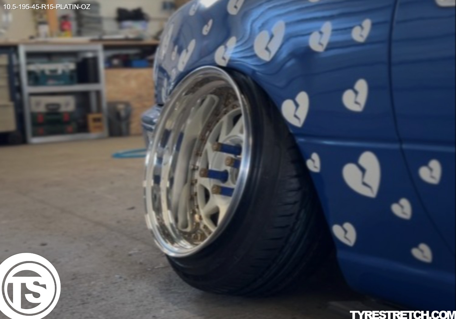 An example of tyre stretch: 195/45 R15 on 10.5J – PLATIN (OZ)