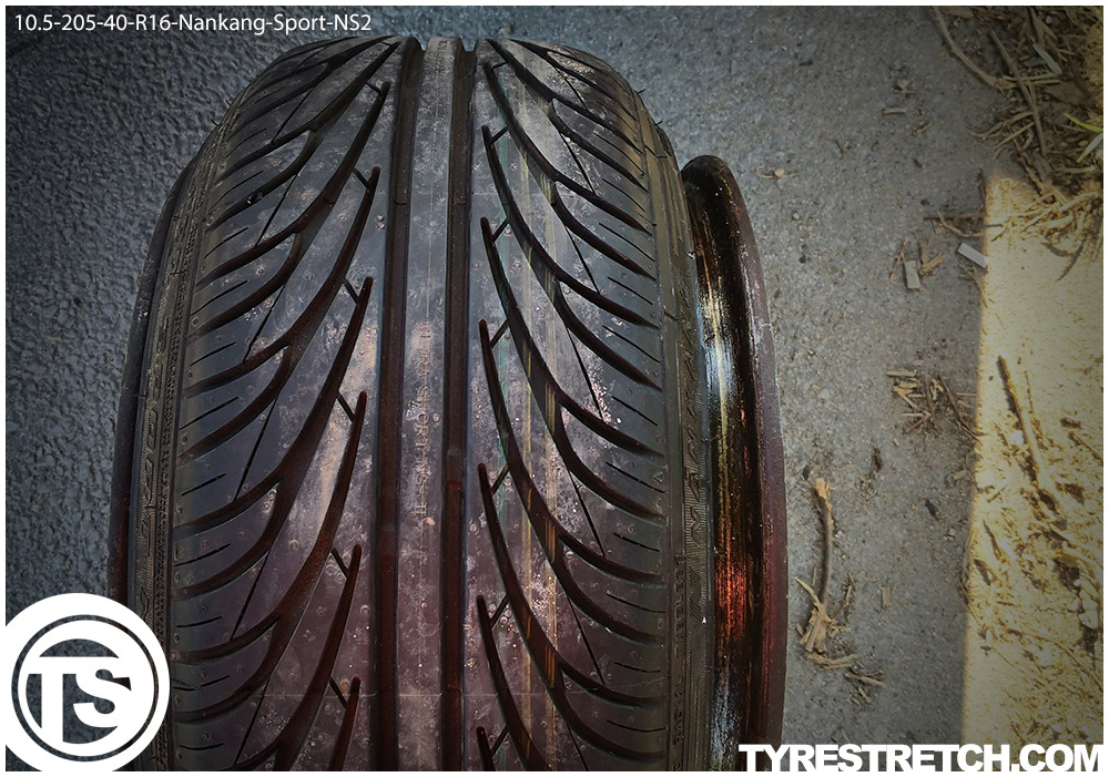 An example of tyre stretch: 205/40 R16 on 10.5J – NANKANG