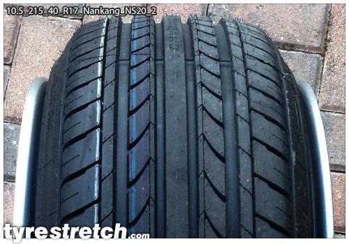 An example of tyre stretch: 215/40 R17 on 10.5J – NANKANG