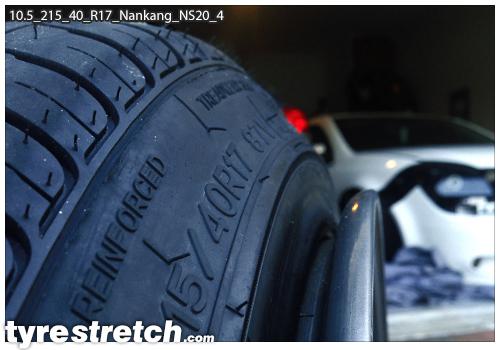 An example of tyre stretch: 215/40 R17 on 10.5J – NANKANG