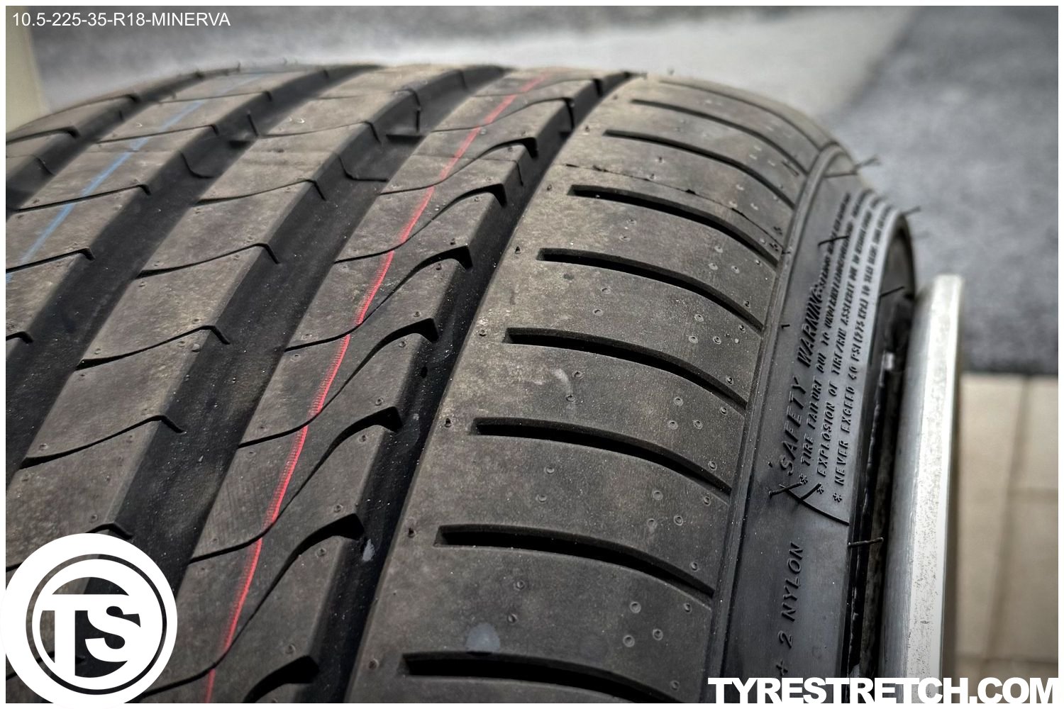 225/35 R18 on 10.5J – MINERVA tyre