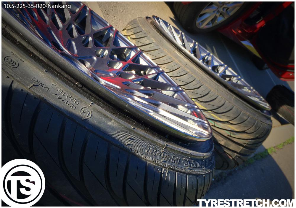 An example of tyre stretch: 225/35 R20 on 10.5J – NANKANG