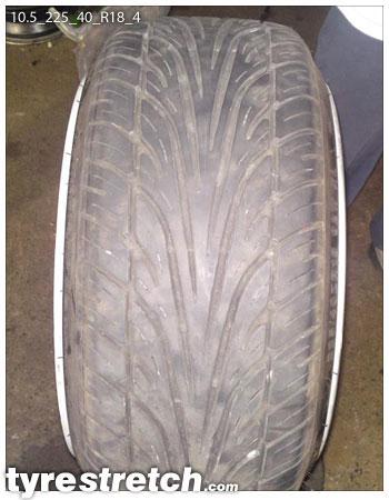 An example of tyre stretch: 225/40 R18 on 10.5J