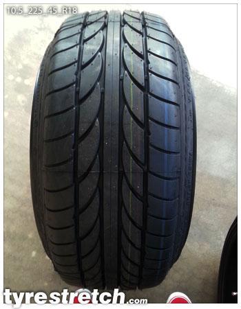 An example of tyre stretch: 225/45 R18 on 10.5J