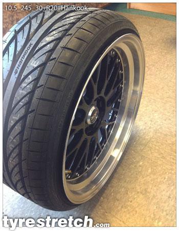 An example of tyre stretch: 245/30 R20 on 10.5J – HANKOOK