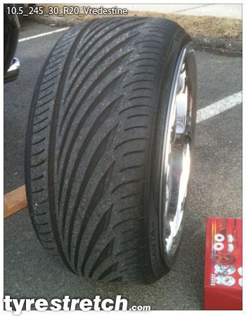 An example of tyre stretch: 245/30 R20 on 10.5J – VREDESTEIN