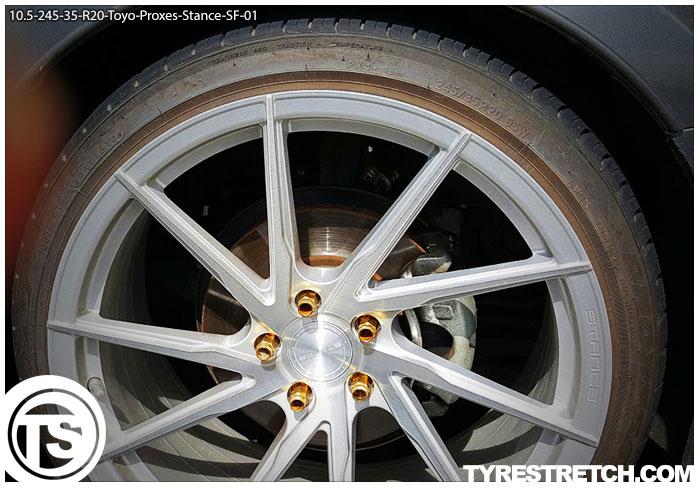 An example of tyre stretch: 245/35 R20 on 10.5J – TOYO (STANCE)