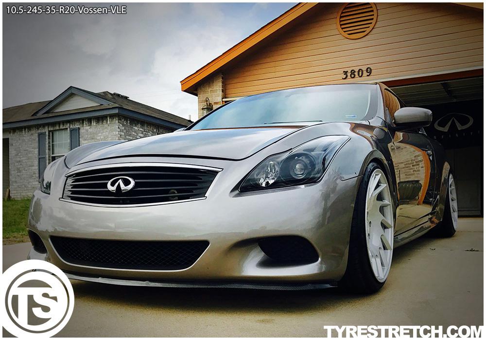 An example of tyre stretch: 245/35 R20 on 10.5J (VOSSEN)