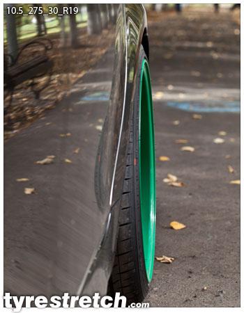 An example of tyre stretch: 275/30 R19 on 10.5J