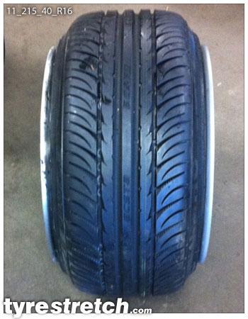 An example of tyre stretch: 215/40 R16 on 11.0J