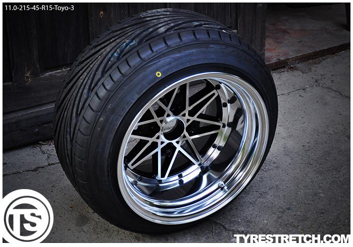 An example of tyre stretch: 215/45 R15 on 11.0J – TOYO (EQUIP)