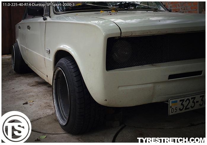 An example of tyre stretch: 225/40 R14 on 11.0J – DUNLOP