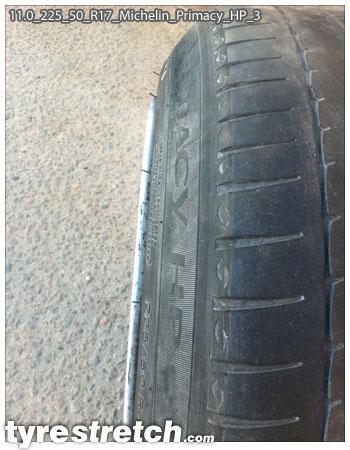 An example of tyre stretch: 225/50 R17 on 11.0J – MICHELIN