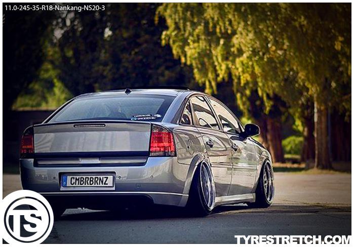 An example of tyre stretch: 245/35 R18 on 11.0J – NANKANG