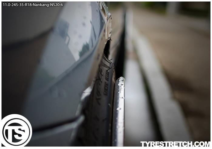 An example of tyre stretch: 245/35 R18 on 11.0J – NANKANG